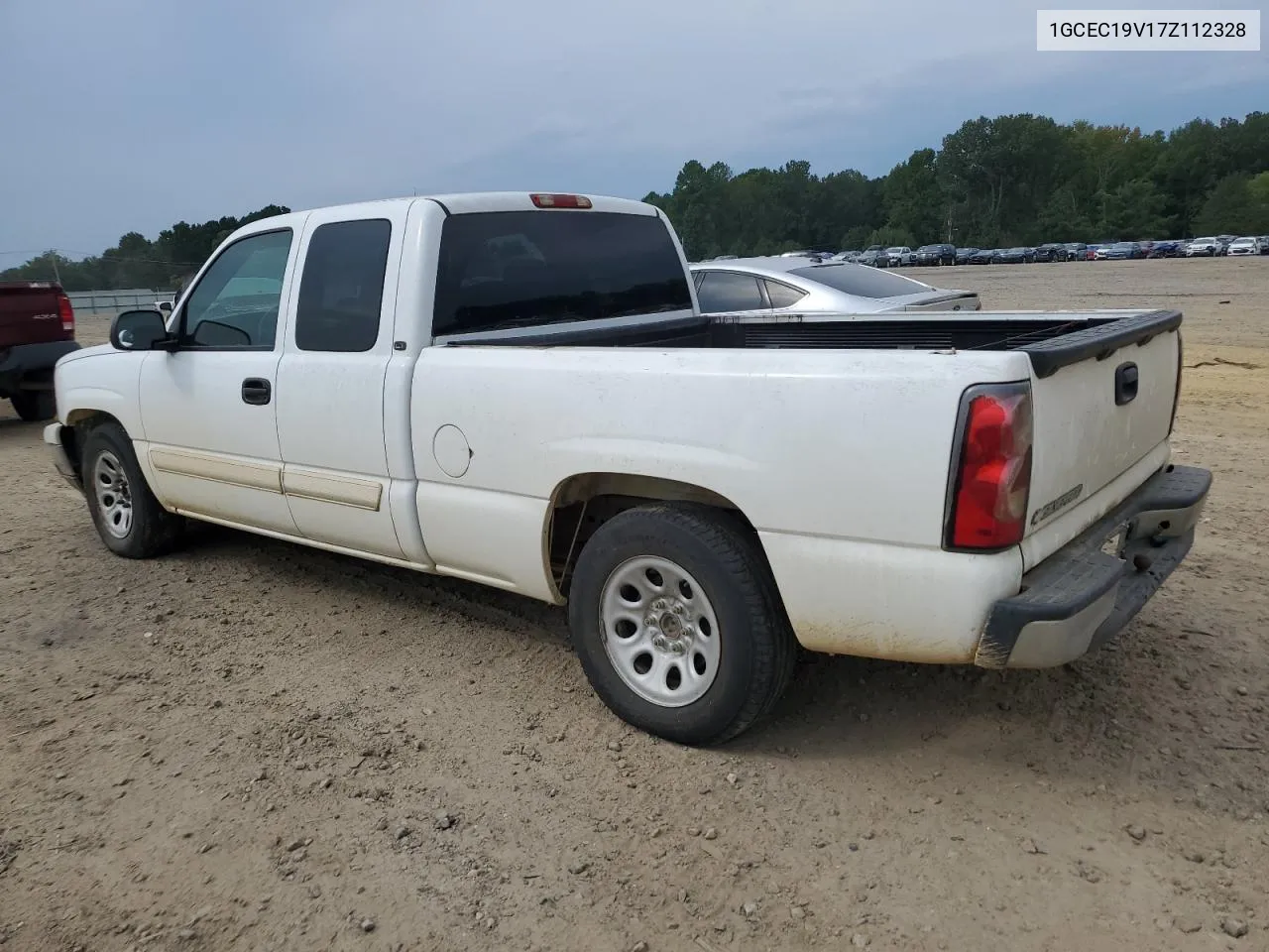 2007 Chevrolet Silverado C1500 Classic VIN: 1GCEC19V17Z112328 Lot: 72138474