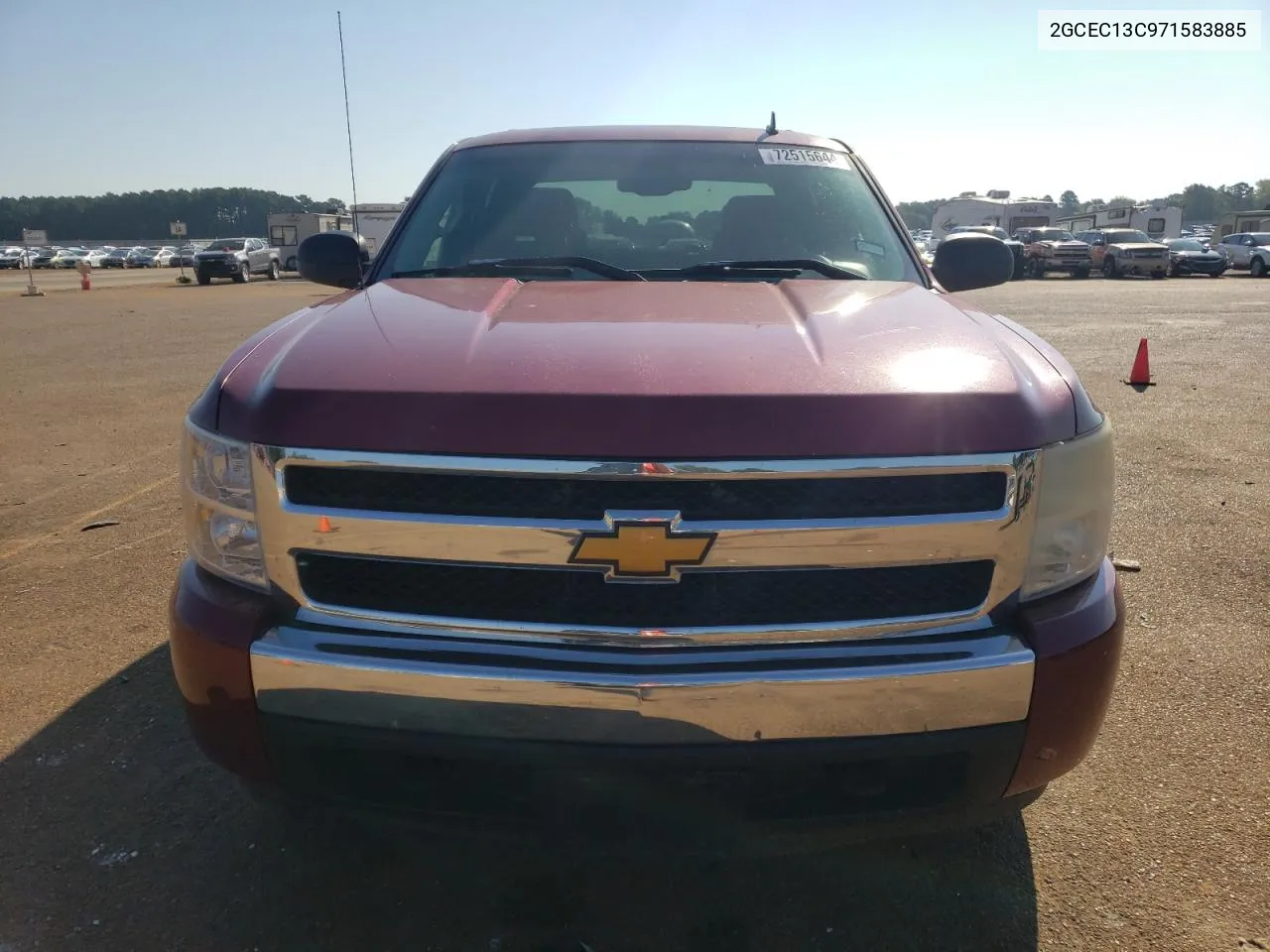 2007 Chevrolet Silverado C1500 Crew Cab VIN: 2GCEC13C971583885 Lot: 72515644