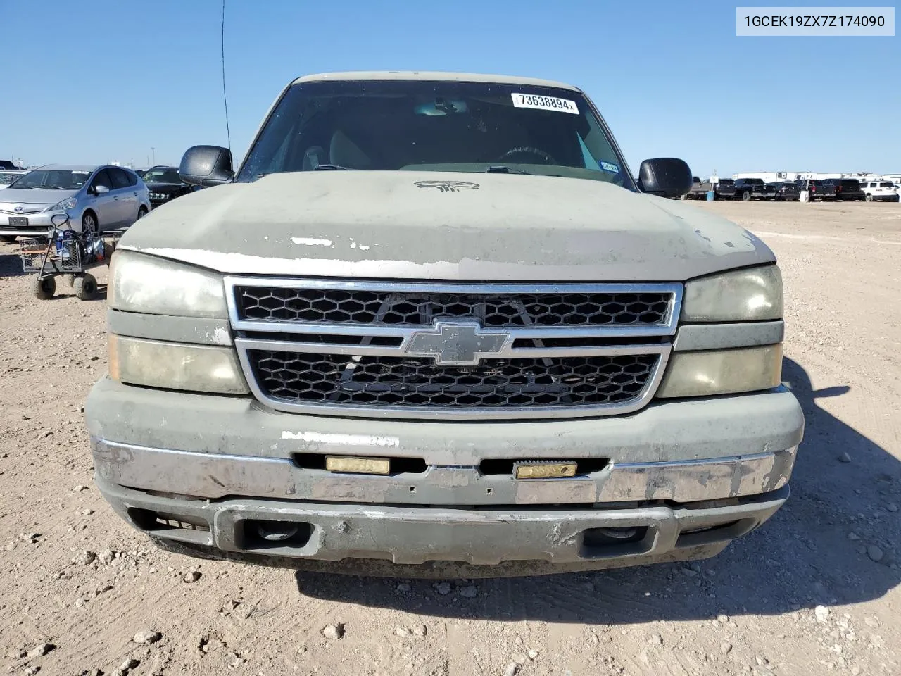 2007 Chevrolet Silverado K1500 Classic VIN: 1GCEK19ZX7Z174090 Lot: 73638894