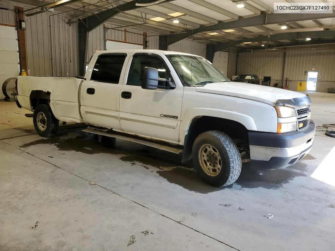 2007 Chevrolet Silverado C2500 Heavy Duty VIN: 1GCHC23GX7F127490 Lot: 73671234