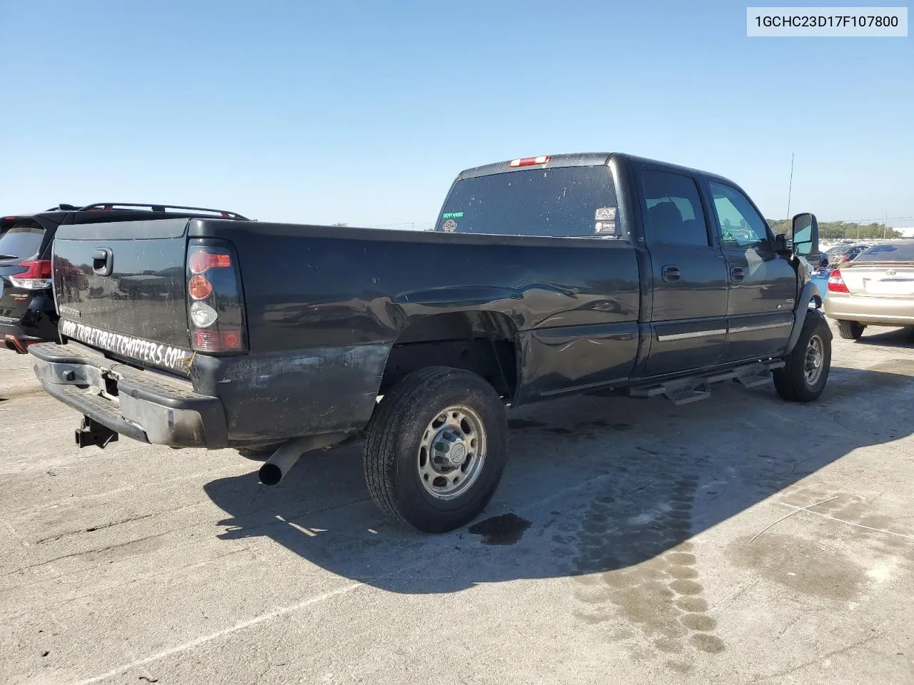 2007 Chevrolet Silverado C2500 Heavy Duty VIN: 1GCHC23D17F107800 Lot: 74742344