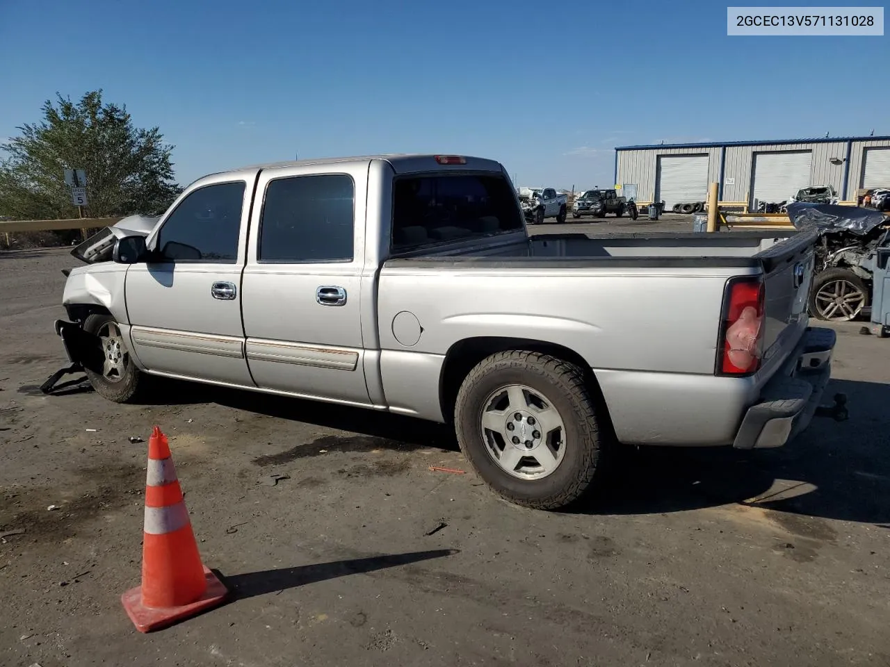 2007 Chevrolet Silverado C1500 Classic Crew Cab VIN: 2GCEC13V571131028 Lot: 75552434