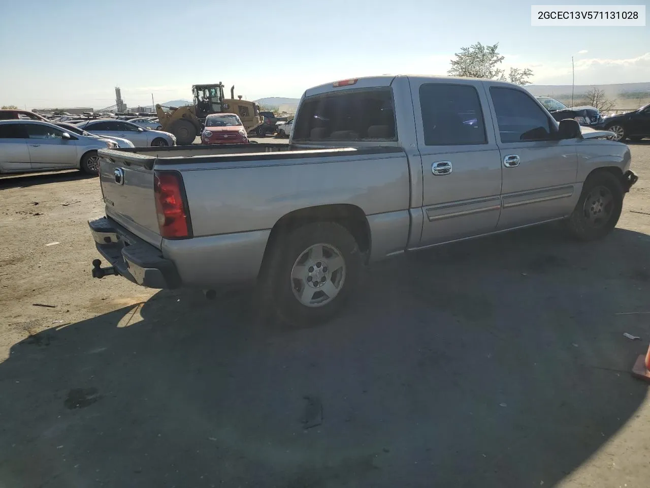 2007 Chevrolet Silverado C1500 Classic Crew Cab VIN: 2GCEC13V571131028 Lot: 75552434