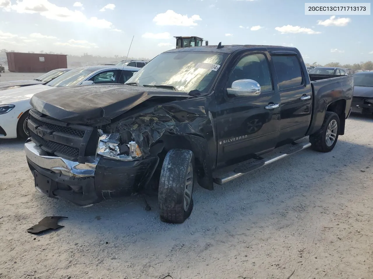 2007 Chevrolet Silverado C1500 Crew Cab VIN: 2GCEC13C171713173 Lot: 76130904