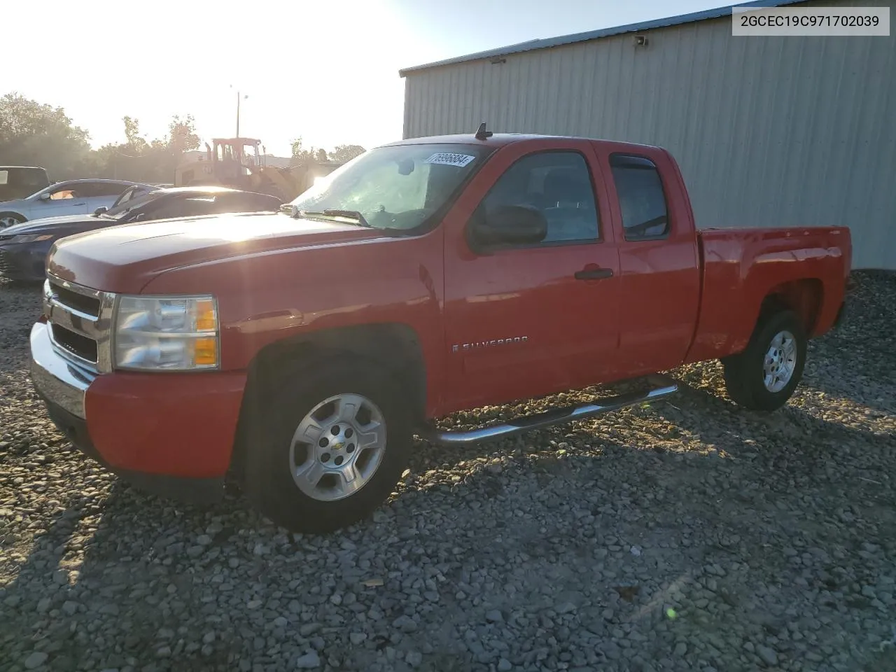 2007 Chevrolet Silverado C1500 VIN: 2GCEC19C971702039 Lot: 76996884