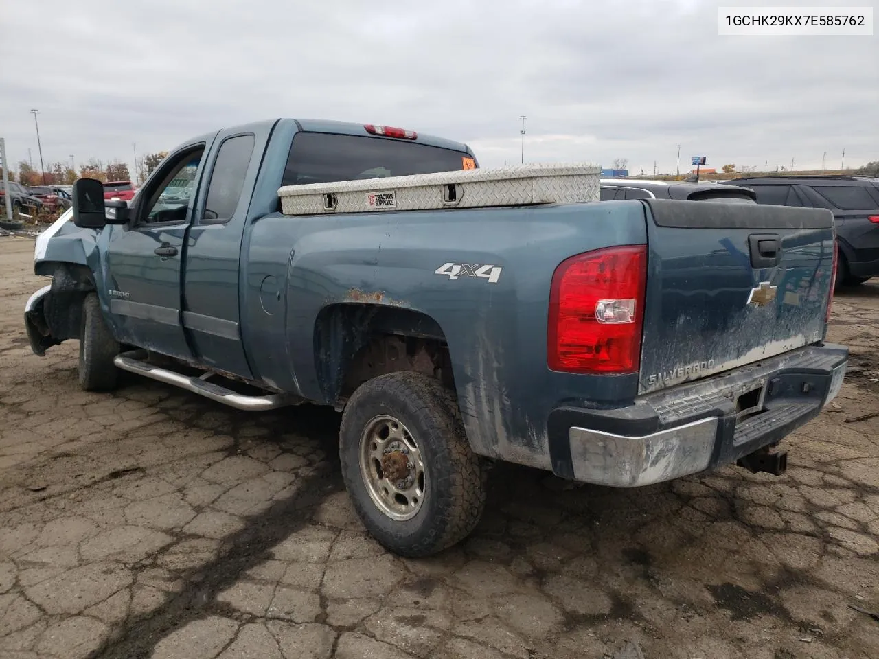 2007 Chevrolet Silverado K2500 Heavy Duty VIN: 1GCHK29KX7E585762 Lot: 77731244