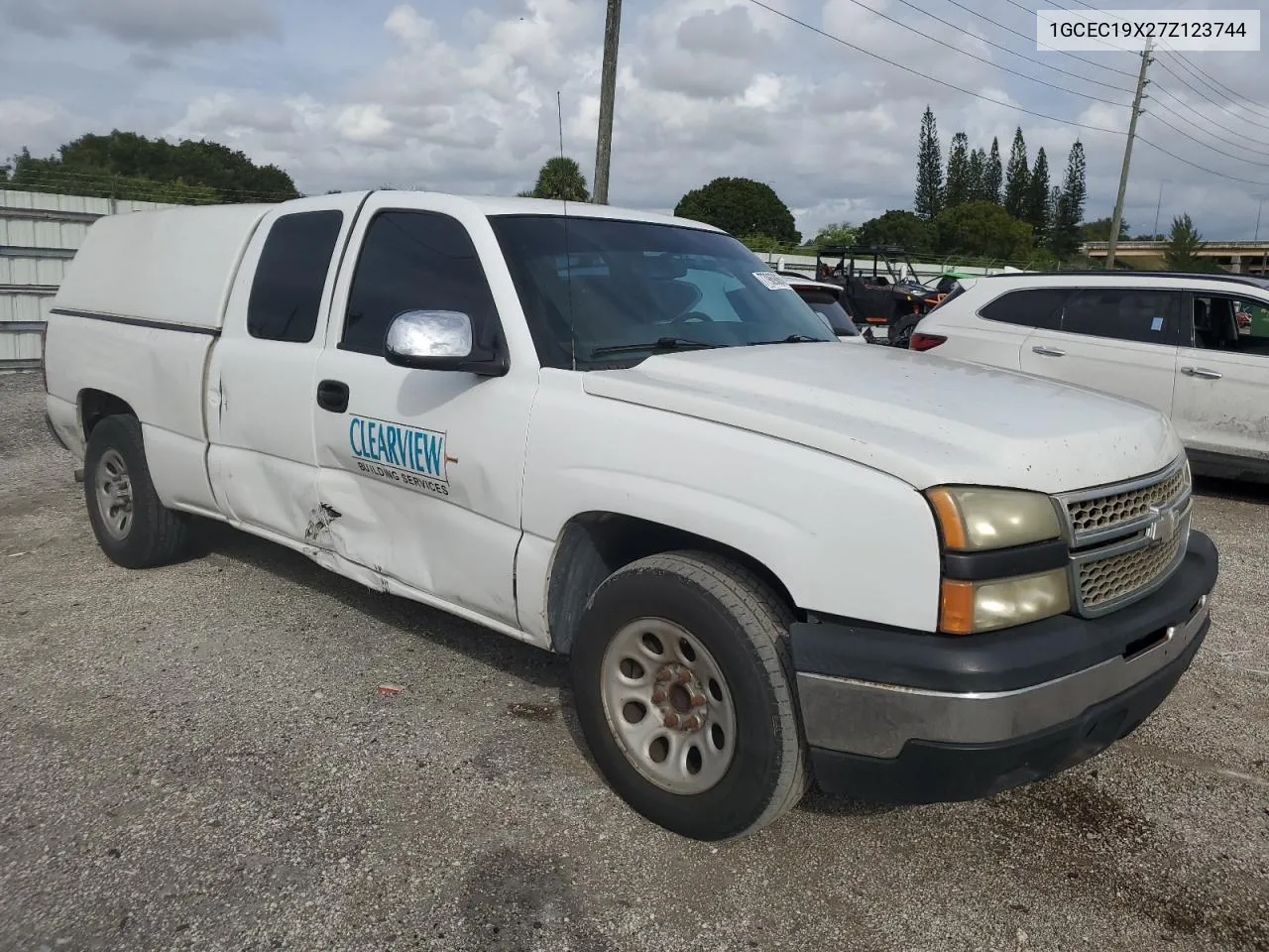 2007 Chevrolet Silverado C1500 Classic VIN: 1GCEC19X27Z123744 Lot: 77969064