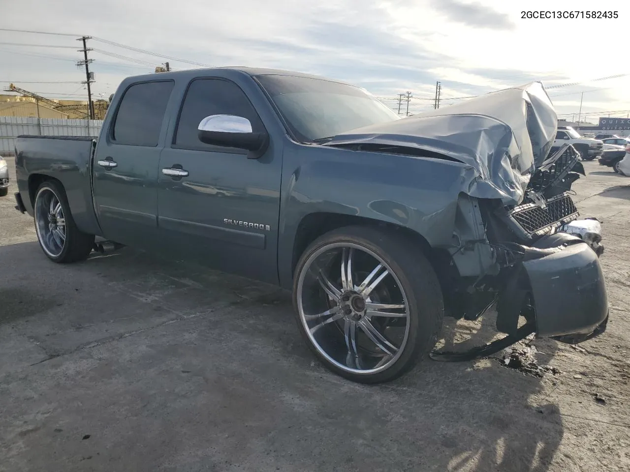 2007 Chevrolet Silverado C1500 Crew Cab VIN: 2GCEC13C671582435 Lot: 79053154