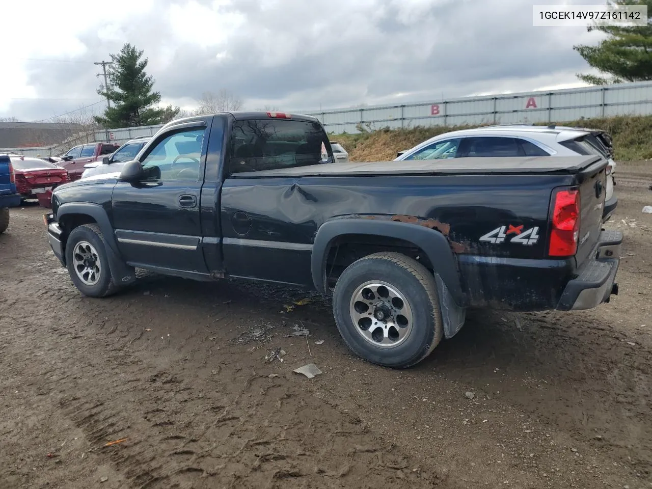 2007 Chevrolet Silverado K1500 Classic VIN: 1GCEK14V97Z161142 Lot: 79279624