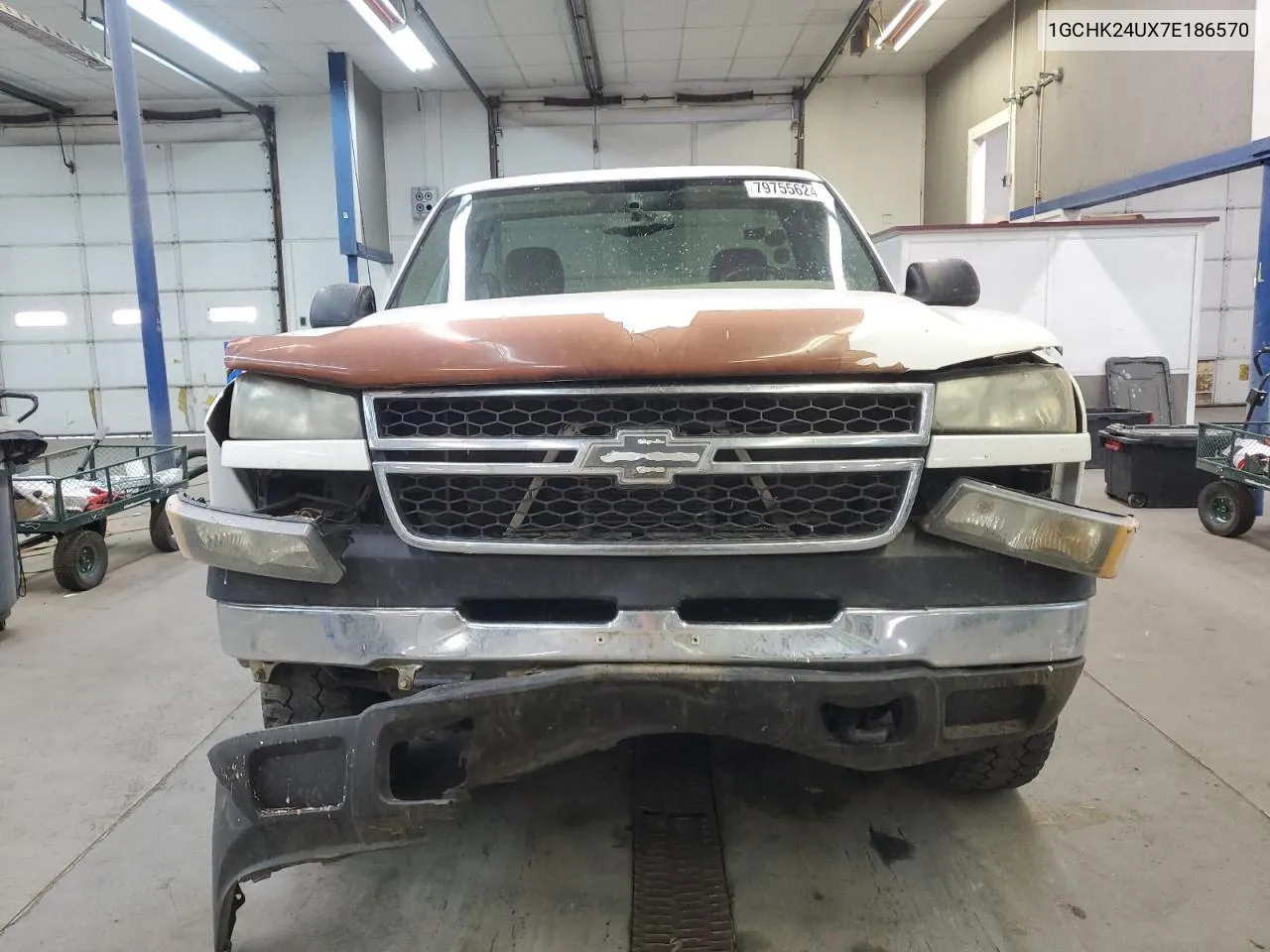 2007 Chevrolet Silverado K2500 Heavy Duty VIN: 1GCHK24UX7E186570 Lot: 79755624