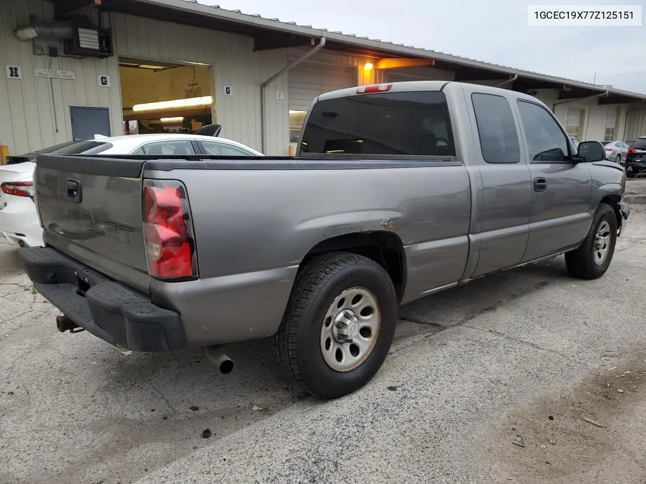 2007 Chevrolet Silverado C1500 Classic VIN: 1GCEC19X77Z125151 Lot: 80348234