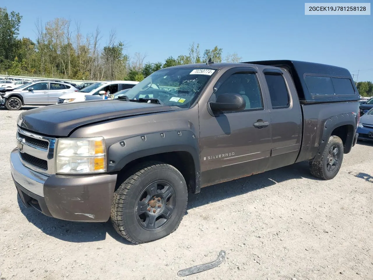 2008 Chevrolet Silverado K1500 VIN: 2GCEK19J781258128 Lot: 70250774