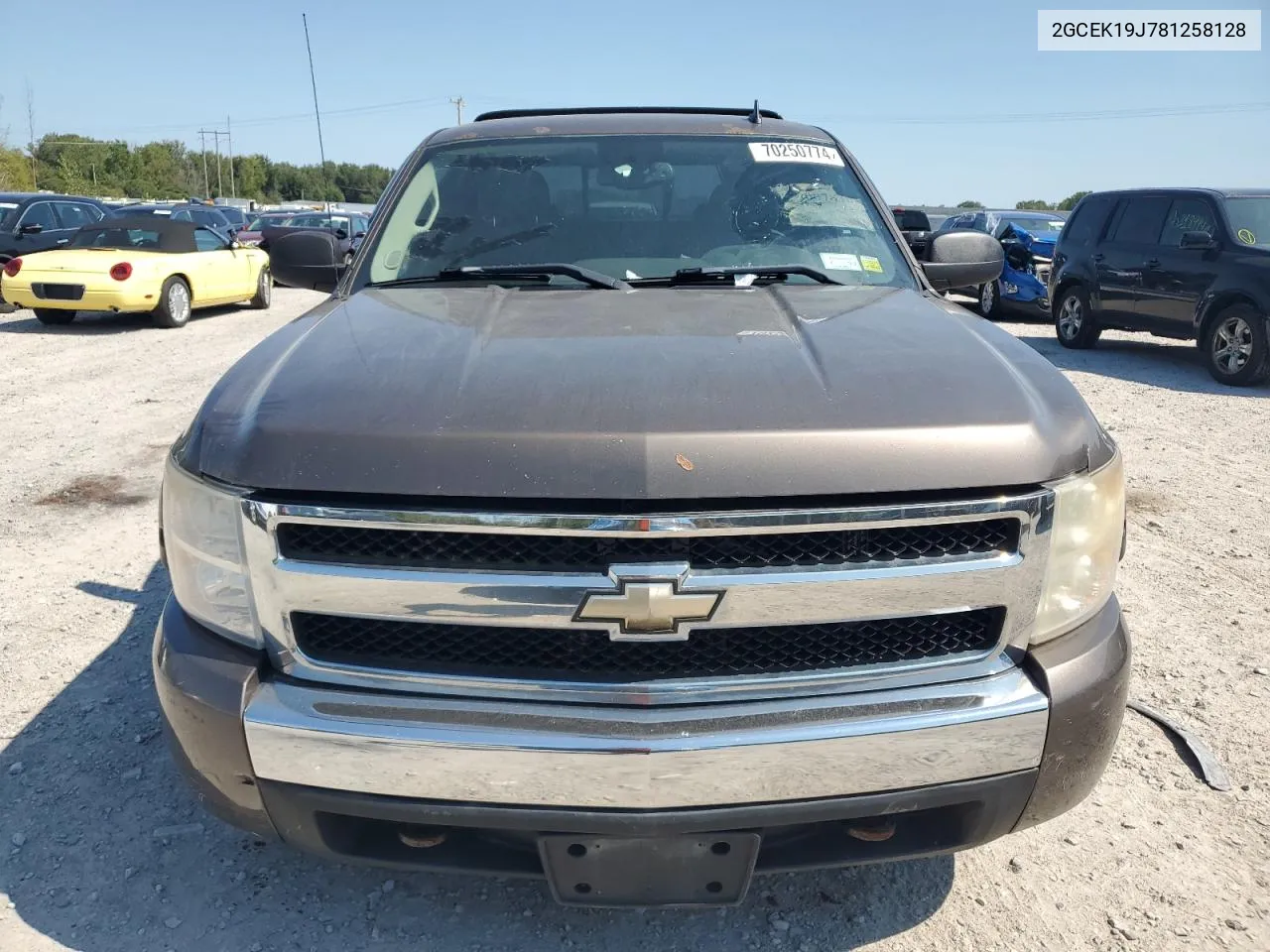 2008 Chevrolet Silverado K1500 VIN: 2GCEK19J781258128 Lot: 70250774