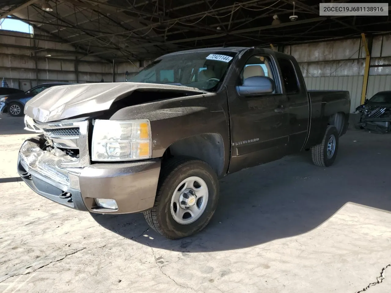 2008 Chevrolet Silverado C1500 VIN: 2GCEC19J681138916 Lot: 72421144