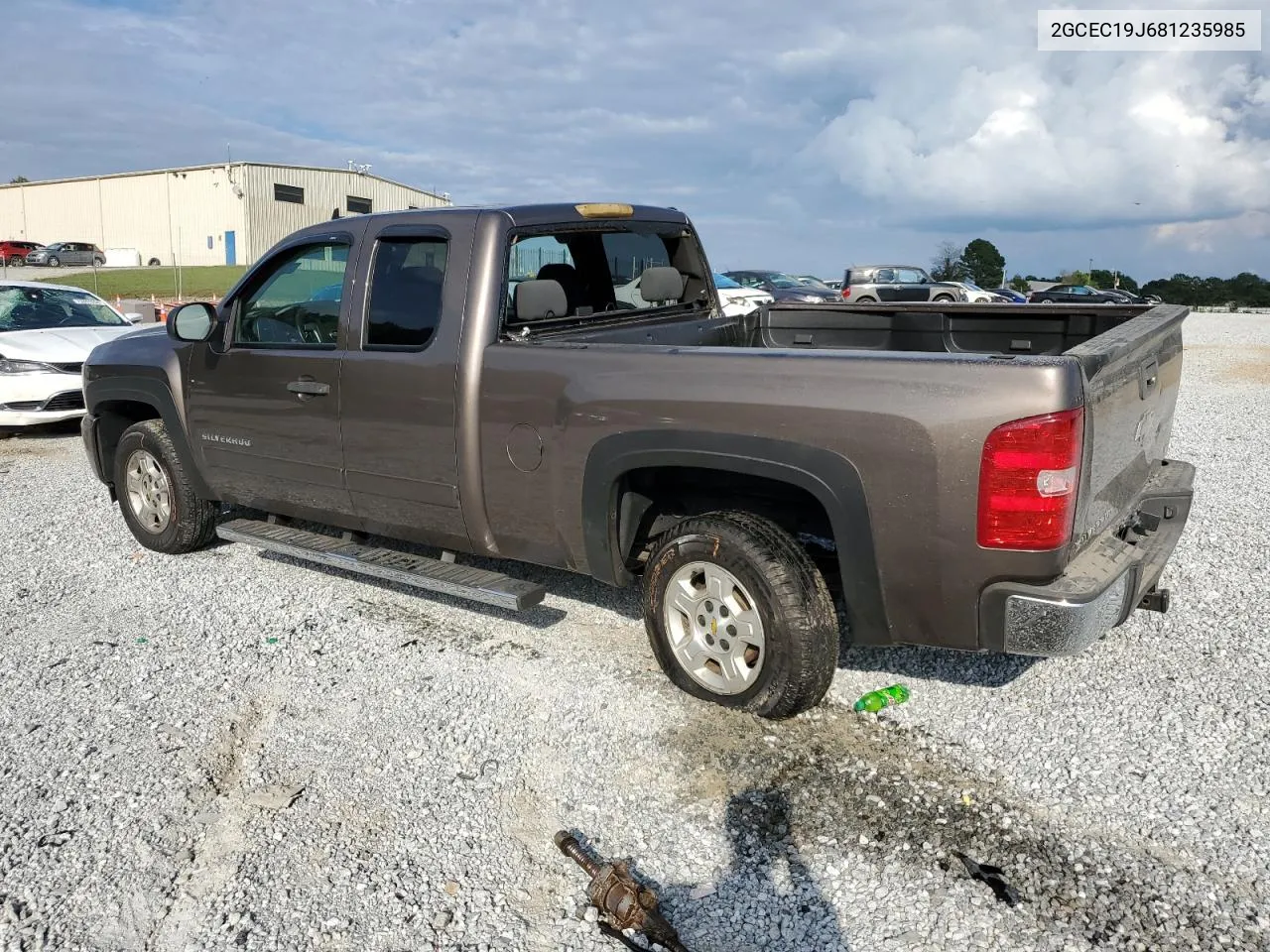 2008 Chevrolet Silverado C1500 VIN: 2GCEC19J681235985 Lot: 73951054