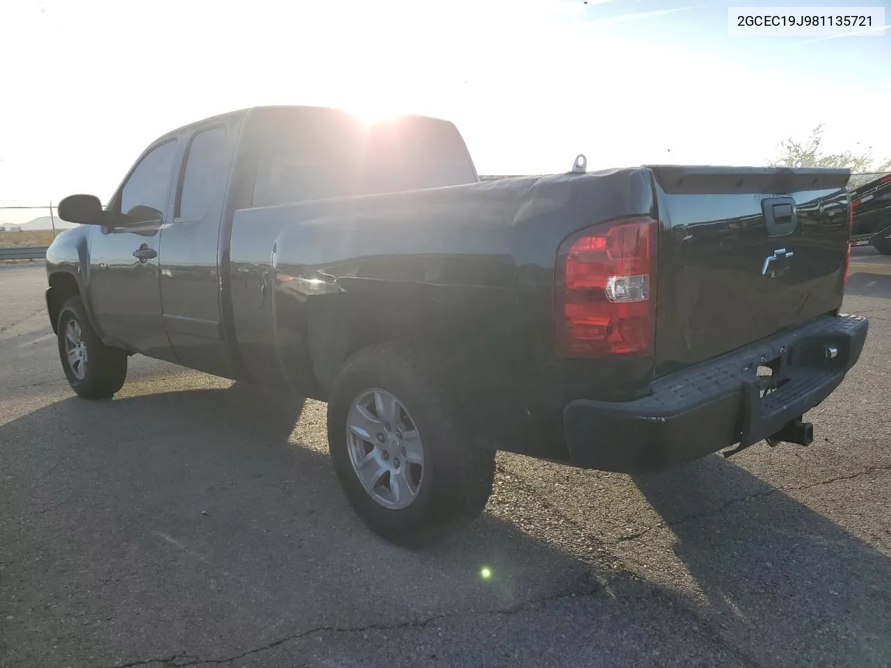 2008 Chevrolet Silverado C1500 VIN: 2GCEC19J981135721 Lot: 75455584