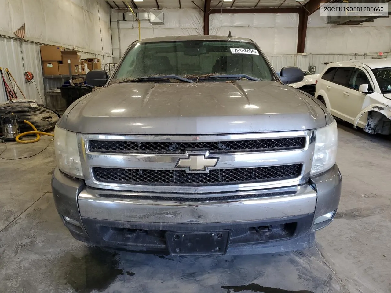 2008 Chevrolet Silverado K1500 VIN: 2GCEK190581285660 Lot: 76158854