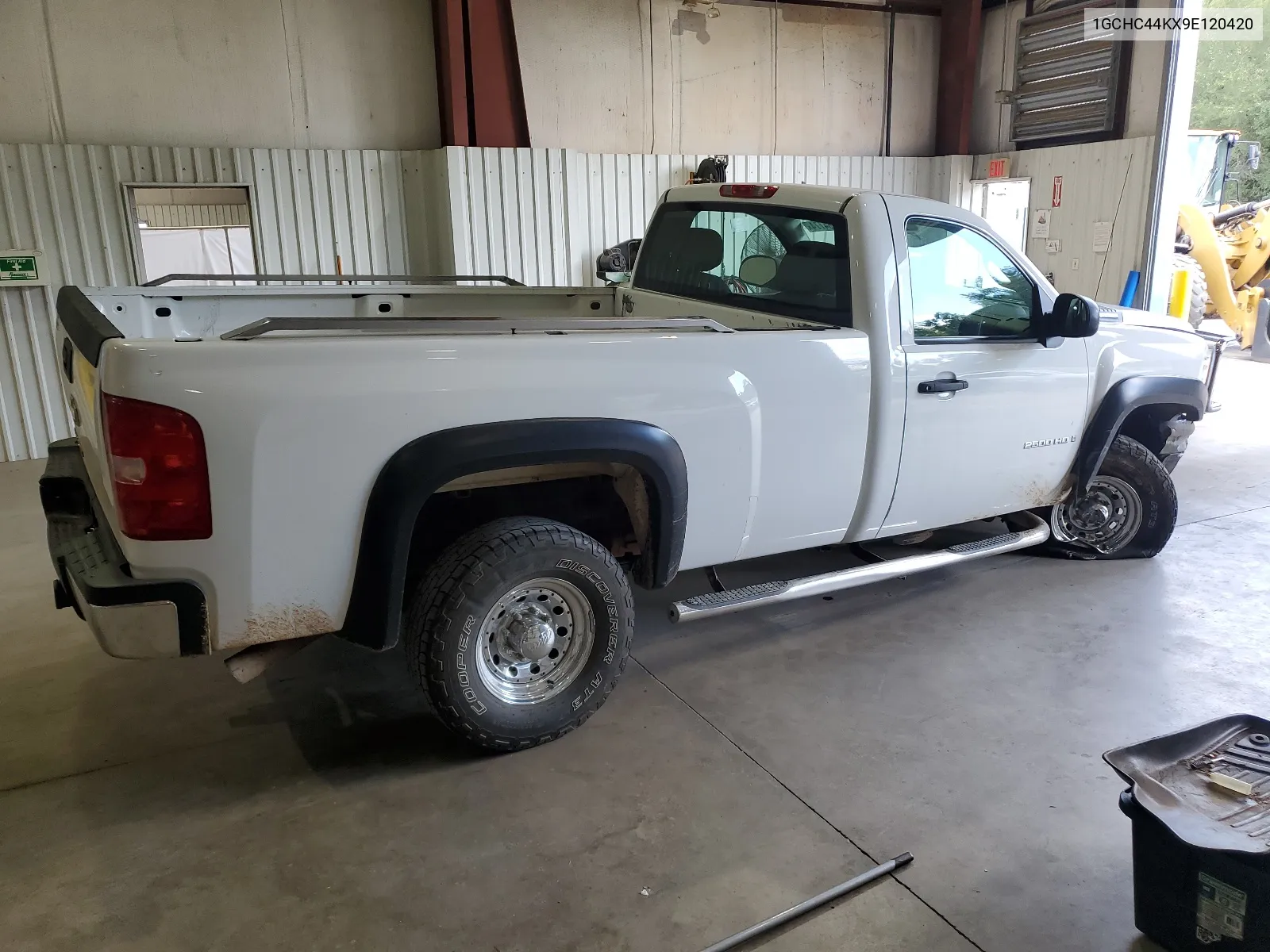 1GCHC44KX9E120420 2009 Chevrolet Silverado C2500 Heavy Duty