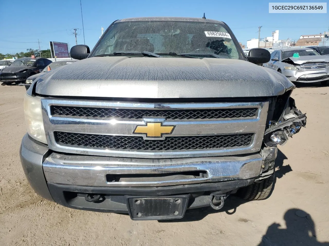 1GCEC29C69Z136549 2009 Chevrolet Silverado C1500 Lt