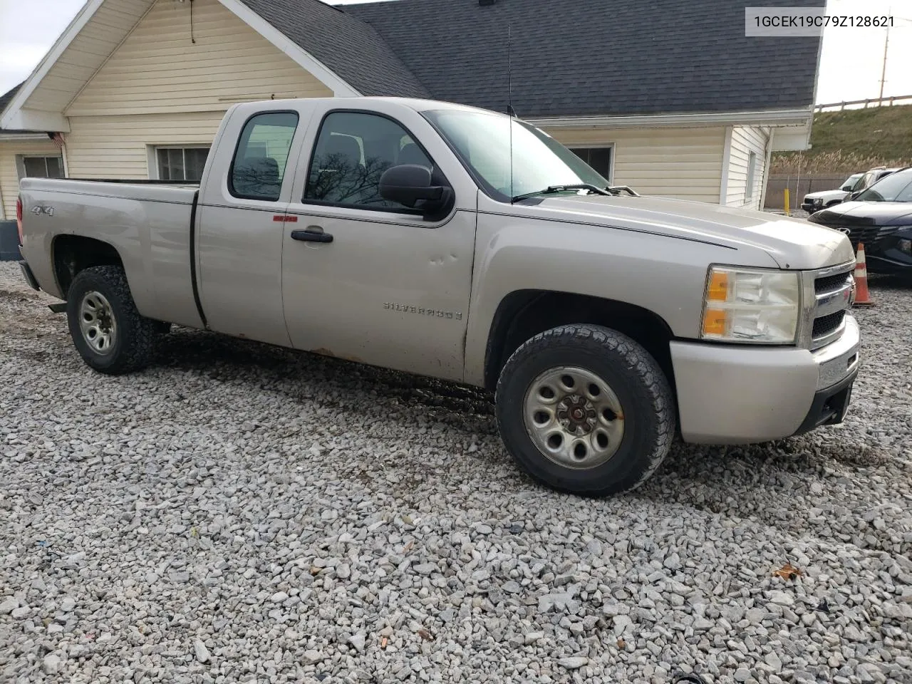 2009 Chevrolet Silverado K1500 VIN: 1GCEK19C79Z128621 Lot: 78177004