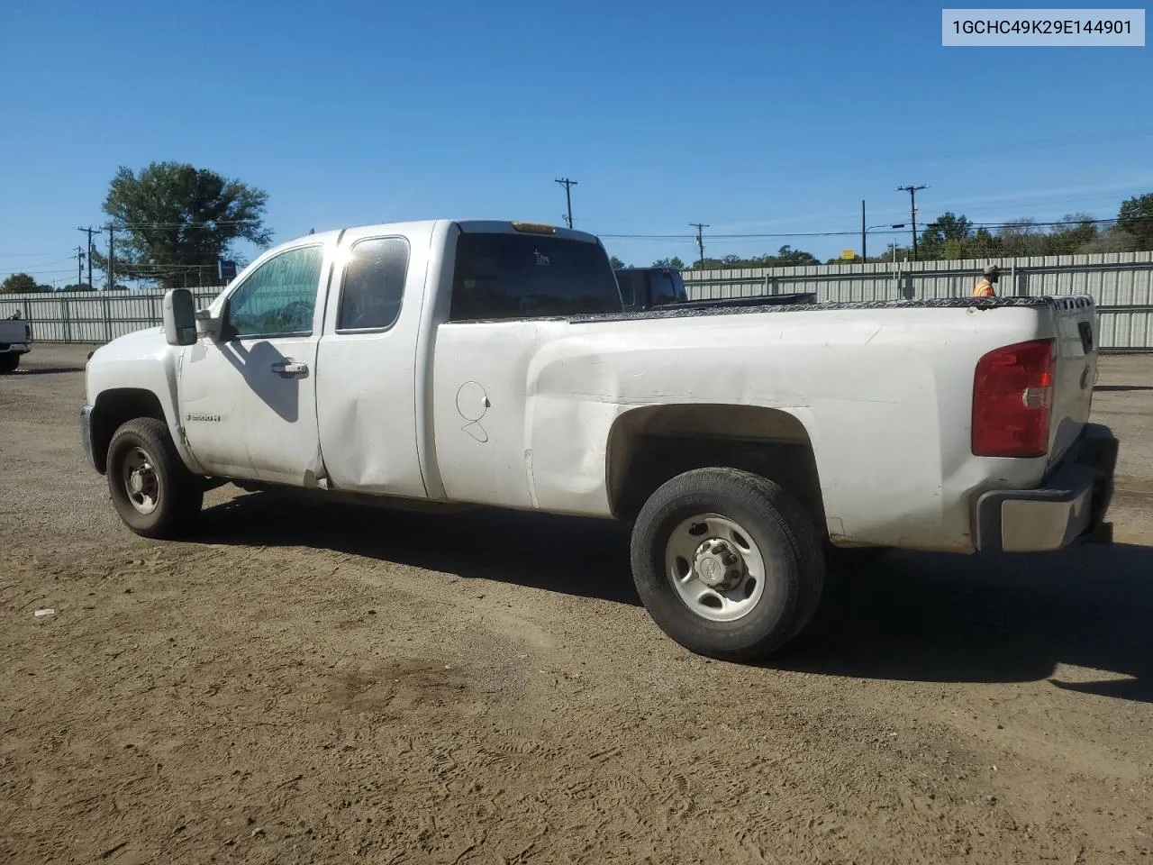 2009 Chevrolet Silverado C2500 Heavy Duty VIN: 1GCHC49K29E144901 Lot: 80587684