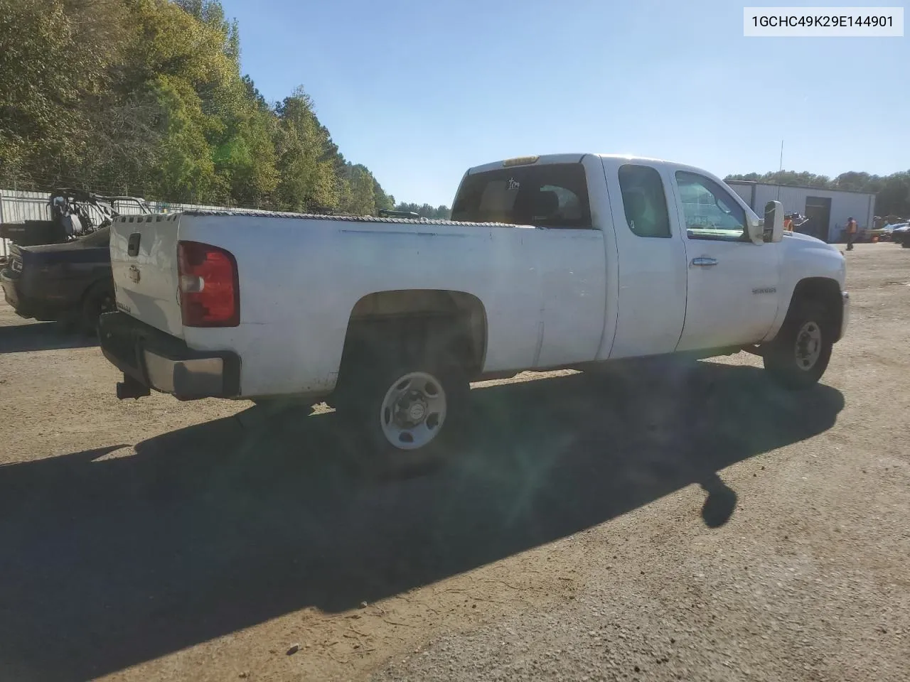 2009 Chevrolet Silverado C2500 Heavy Duty VIN: 1GCHC49K29E144901 Lot: 80587684