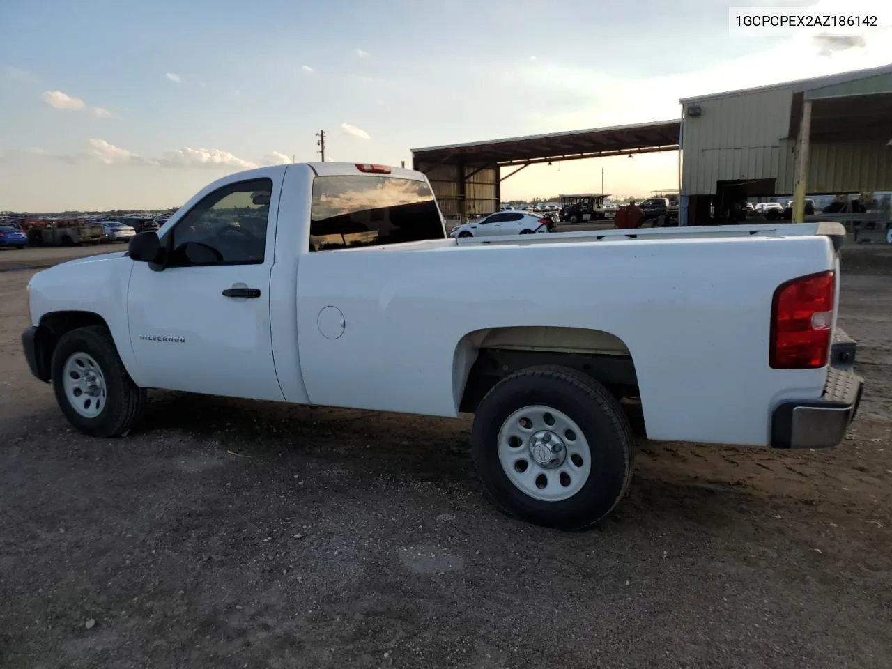 2010 Chevrolet Silverado C1500 VIN: 1GCPCPEX2AZ186142 Lot: 70296224