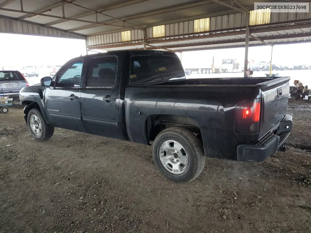 3GCPCSE0XBG237698 2011 Chevrolet Silverado C1500 Lt