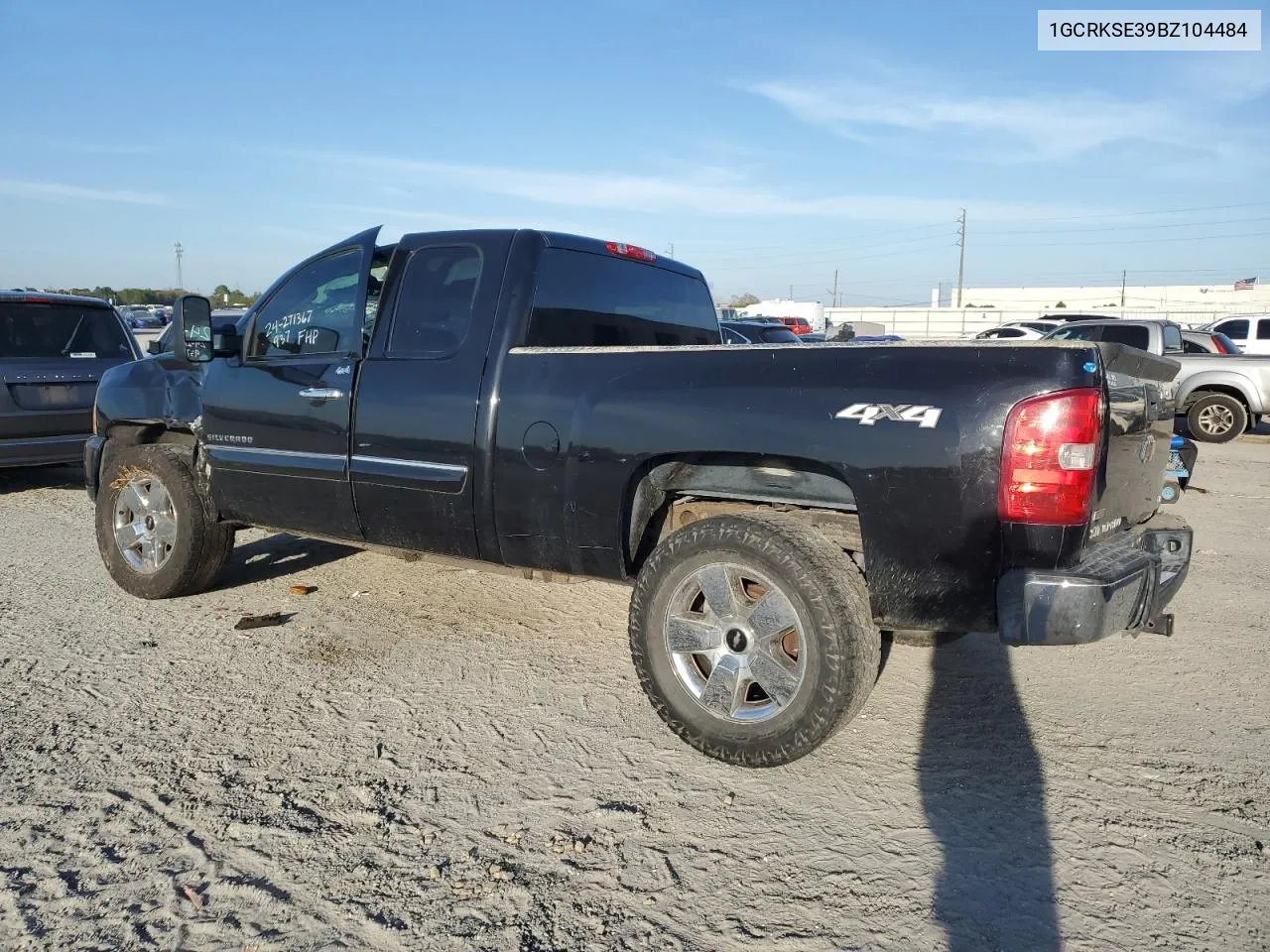 2011 Chevrolet Silverado K1500 Lt VIN: 1GCRKSE39BZ104484 Lot: 44088694