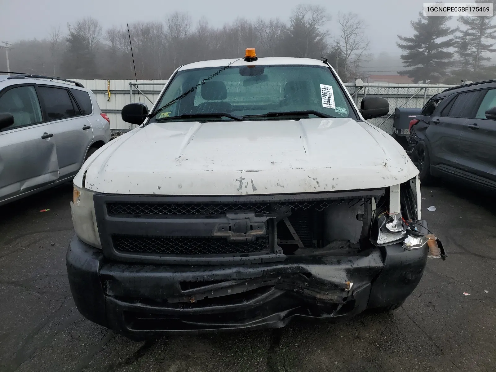 2011 Chevrolet Silverado C1500 VIN: 1GCNCPE05BF175469 Lot: 44448874