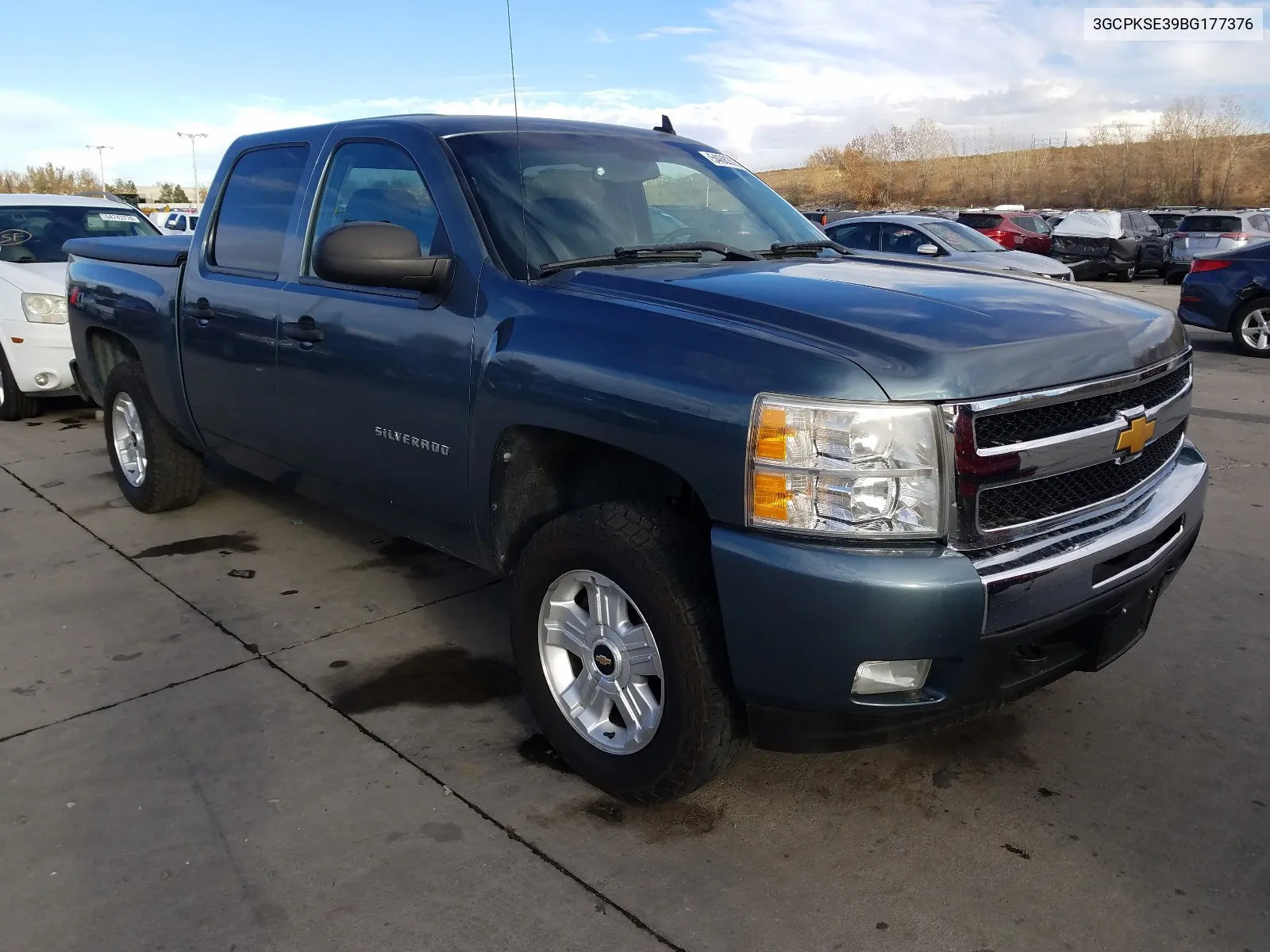 3GCPKSE39BG177376 2011 Chevrolet Silverado K1500 Lt