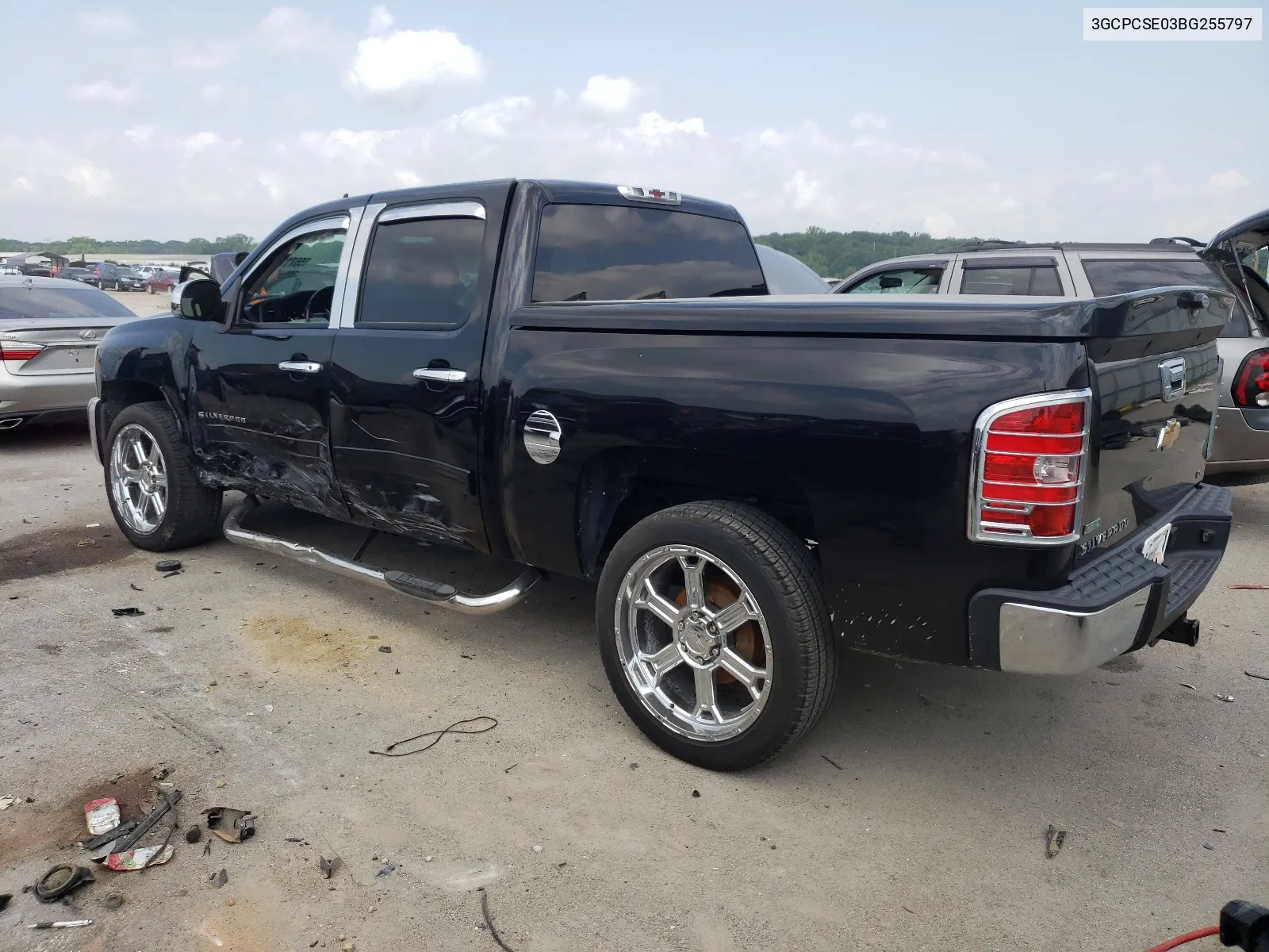 2011 Chevrolet Silverado C1500 Lt VIN: 3GCPCSE03BG255797 Lot: 55711914