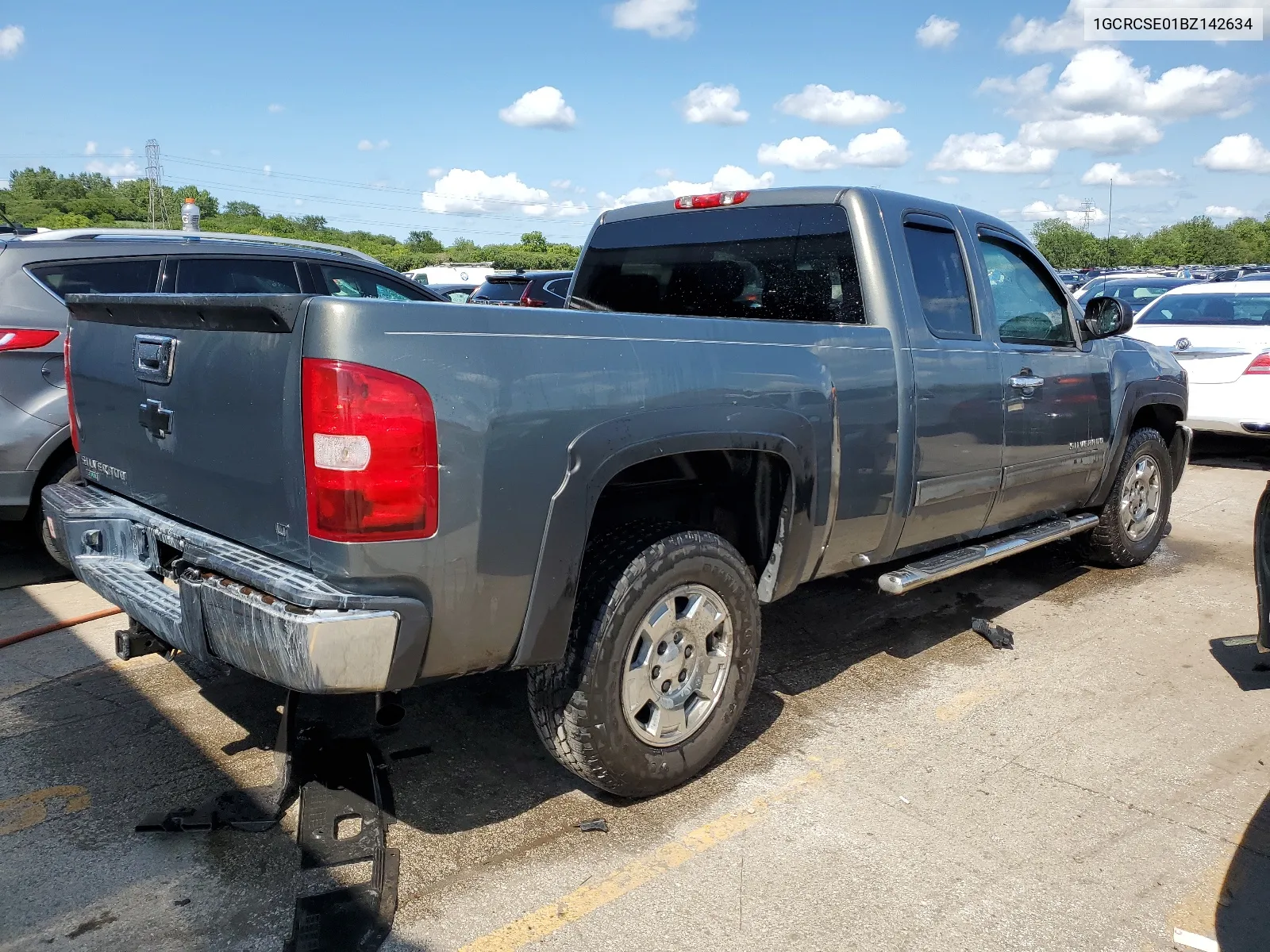 2011 Chevrolet Silverado C1500 Lt VIN: 1GCRCSE01BZ142634 Lot: 63226744