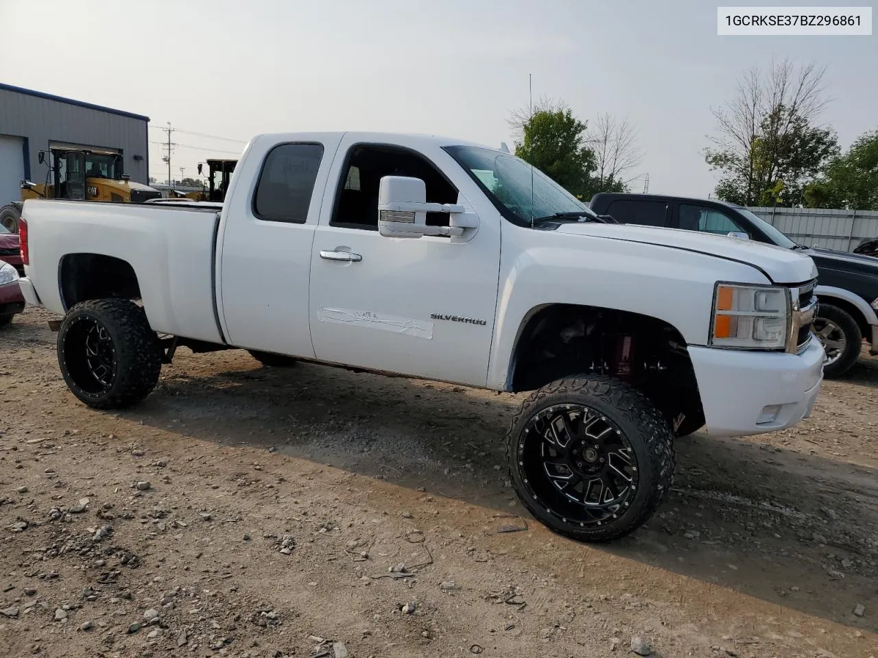 1GCRKSE37BZ296861 2011 Chevrolet Silverado K1500 Lt