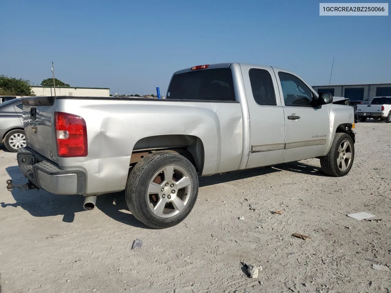 1GCRCREA2BZ250066 2011 Chevrolet Silverado C1500 Ls