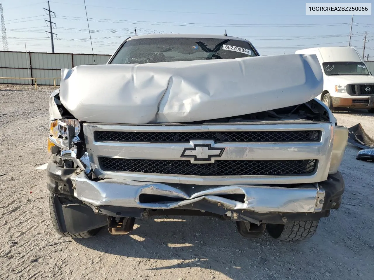 1GCRCREA2BZ250066 2011 Chevrolet Silverado C1500 Ls