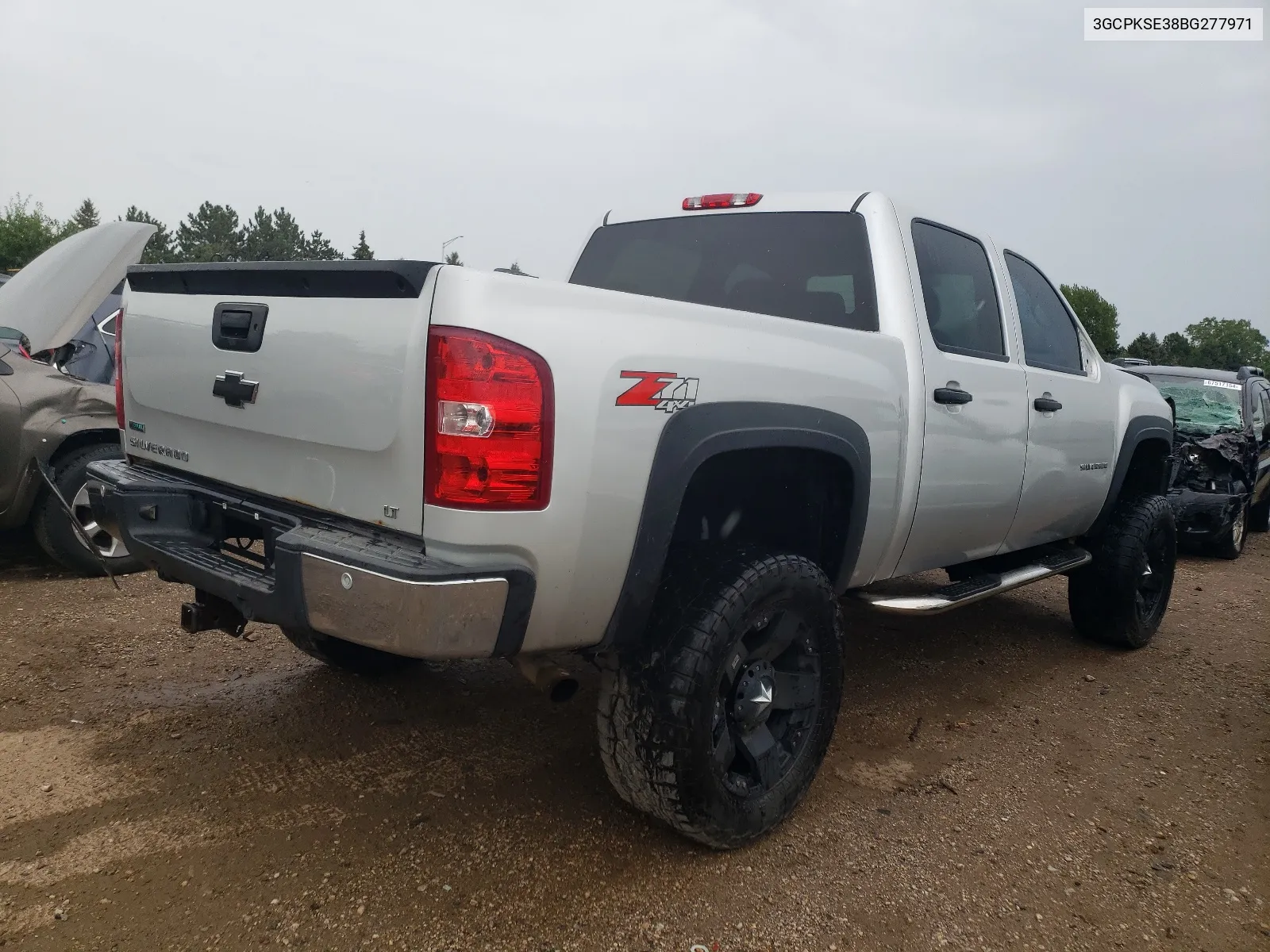 3GCPKSE38BG277971 2011 Chevrolet Silverado K1500 Lt