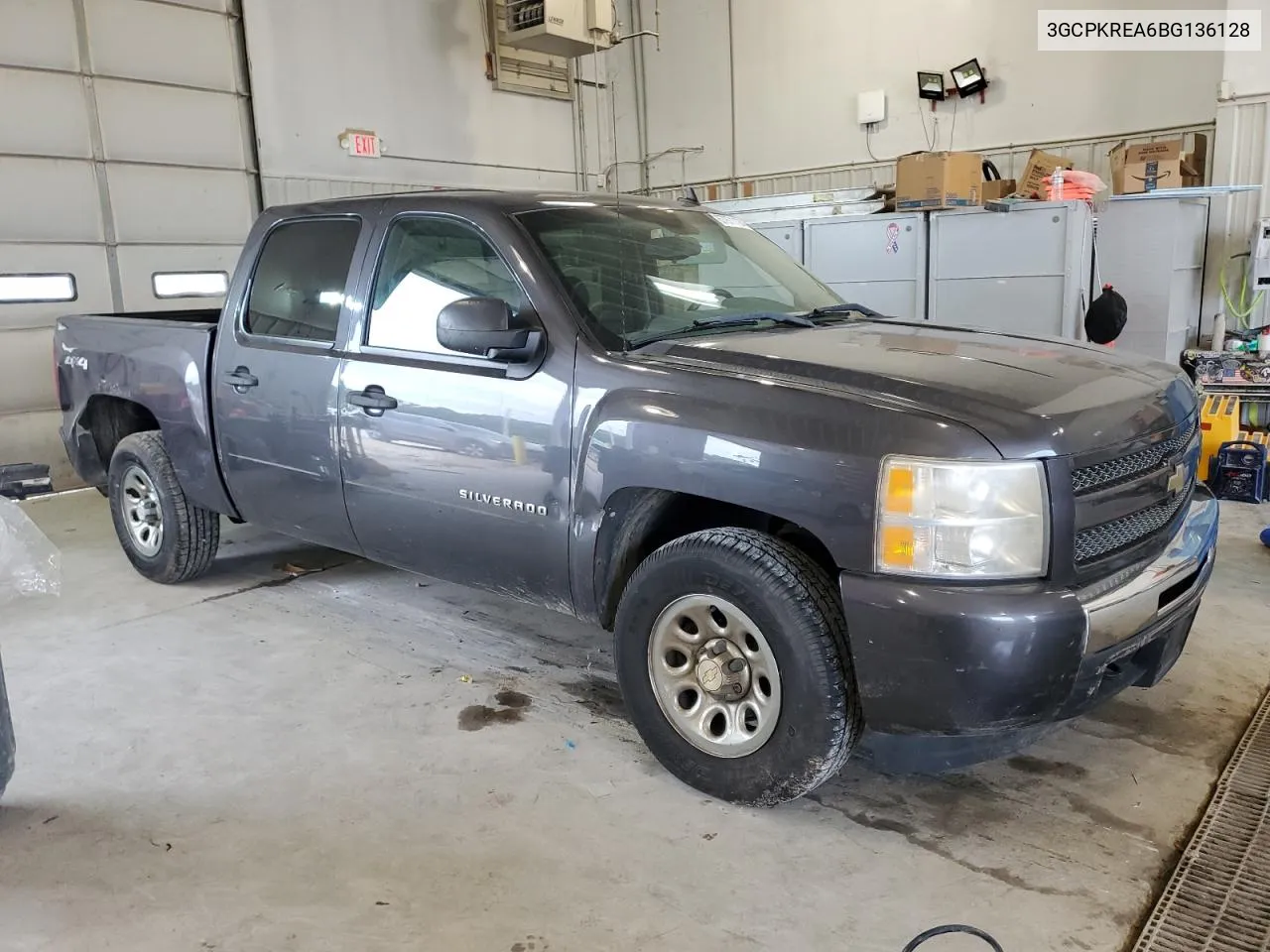 3GCPKREA6BG136128 2011 Chevrolet Silverado K1500 Ls