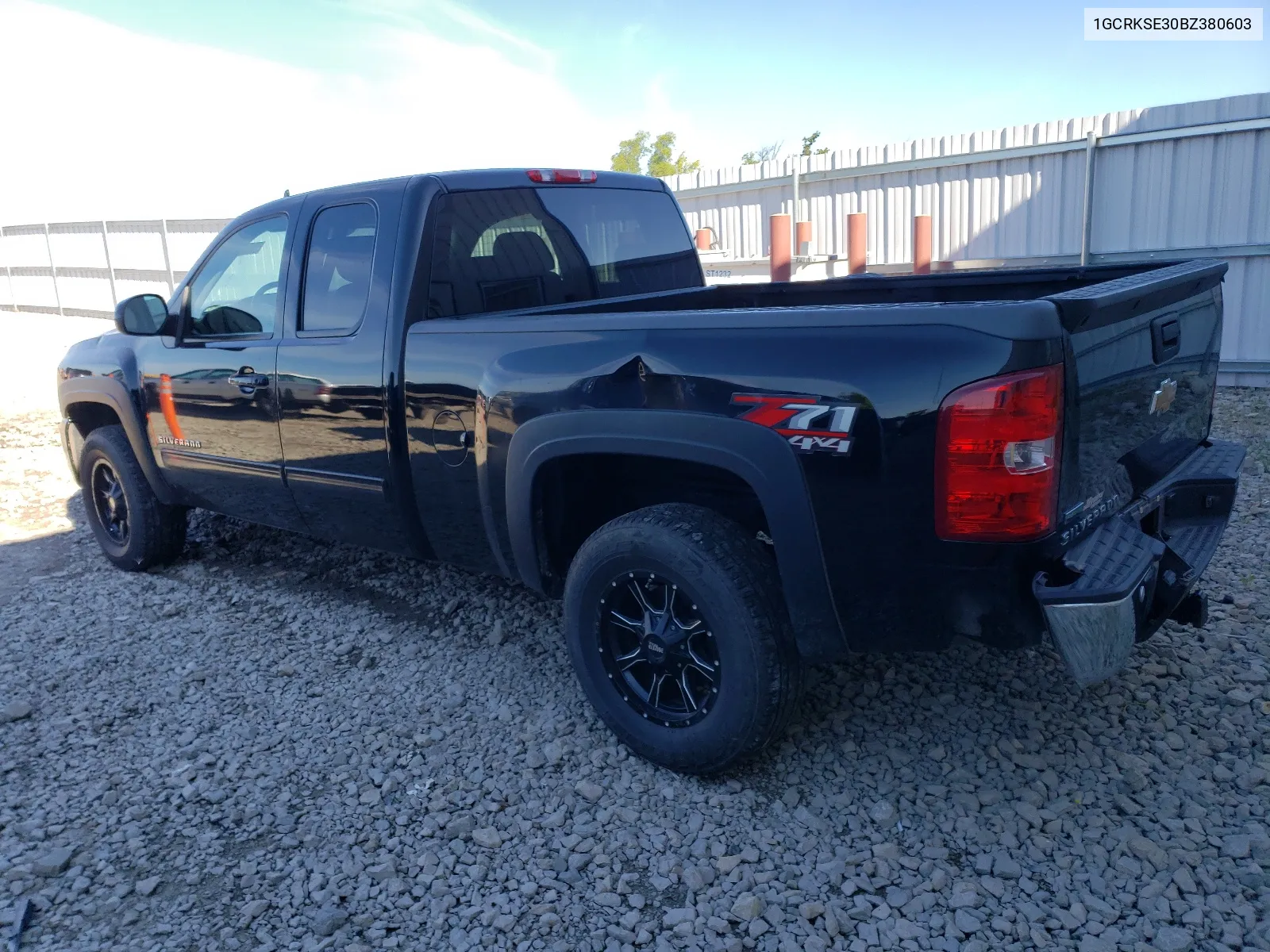 2011 Chevrolet Silverado K1500 Lt VIN: 1GCRKSE30BZ380603 Lot: 68045294