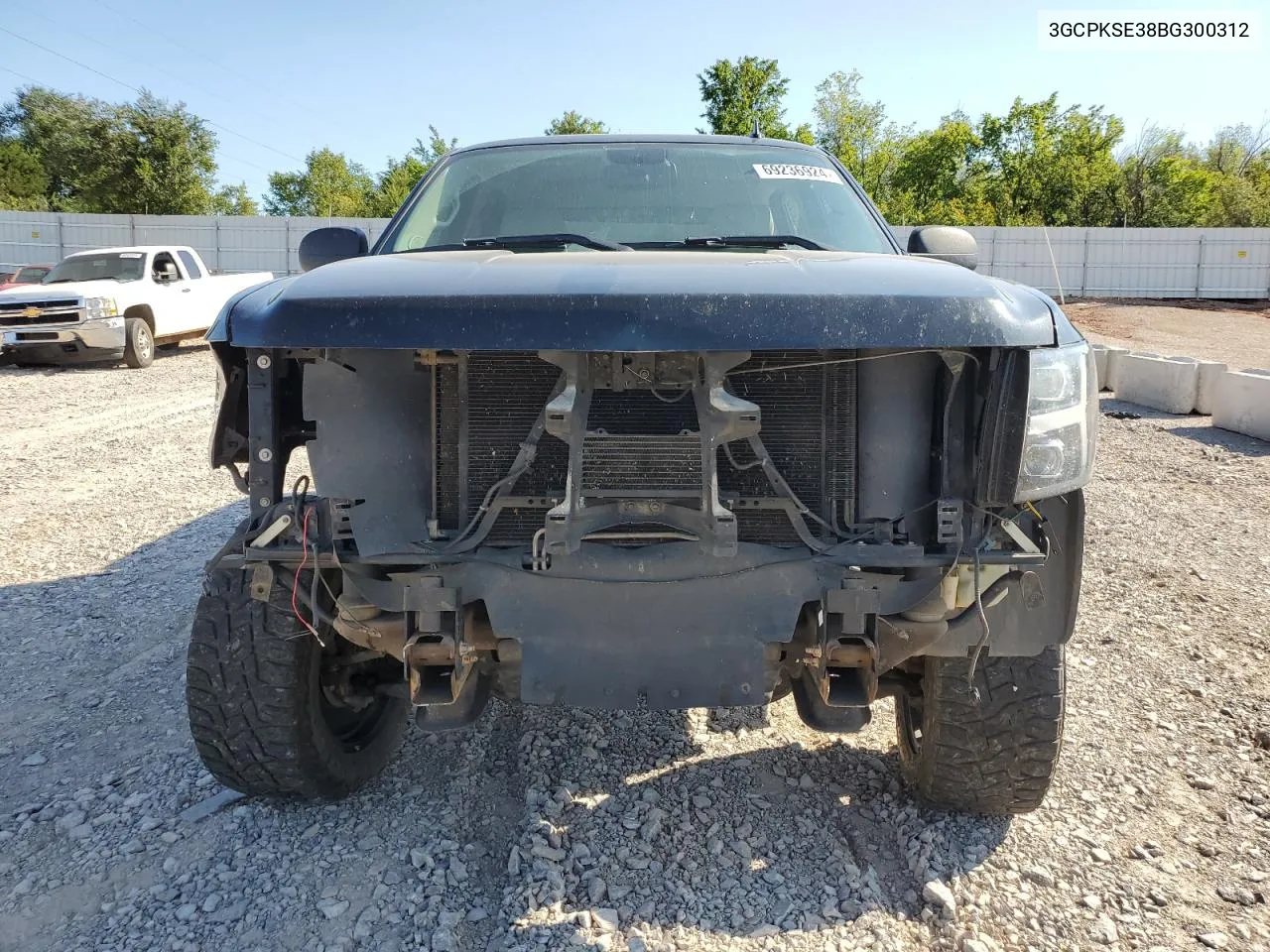 2011 Chevrolet Silverado K1500 Lt VIN: 3GCPKSE38BG300312 Lot: 69236924