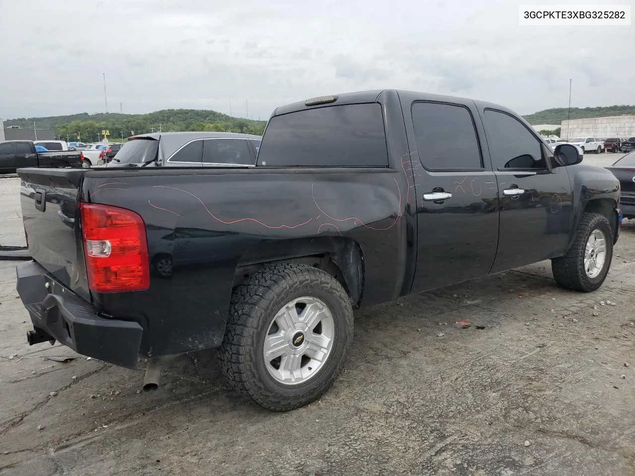 2011 Chevrolet Silverado K1500 Ltz VIN: 3GCPKTE3XBG325282 Lot: 69719354