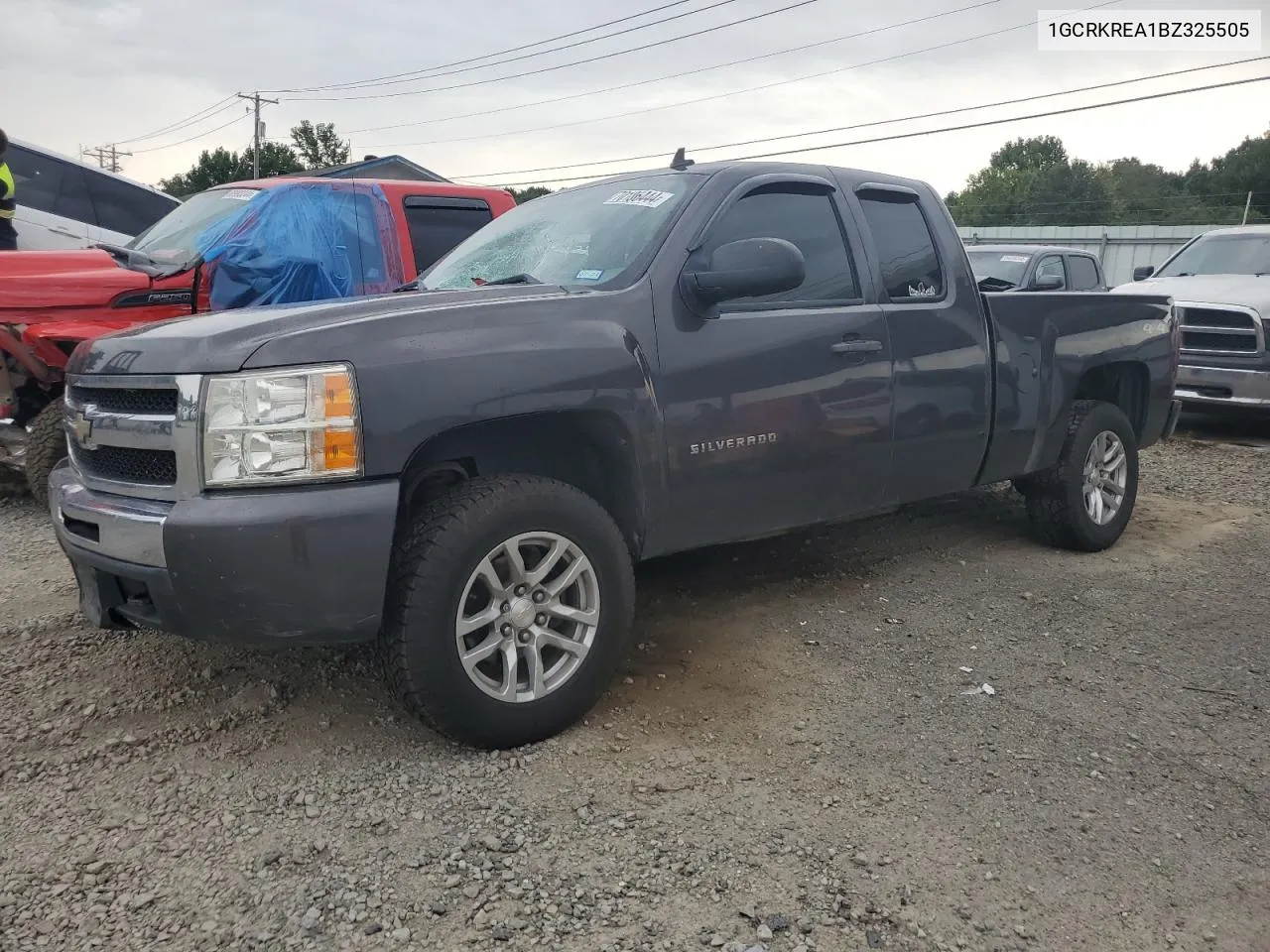 2011 Chevrolet Silverado K1500 Ls VIN: 1GCRKREA1BZ325505 Lot: 70186444