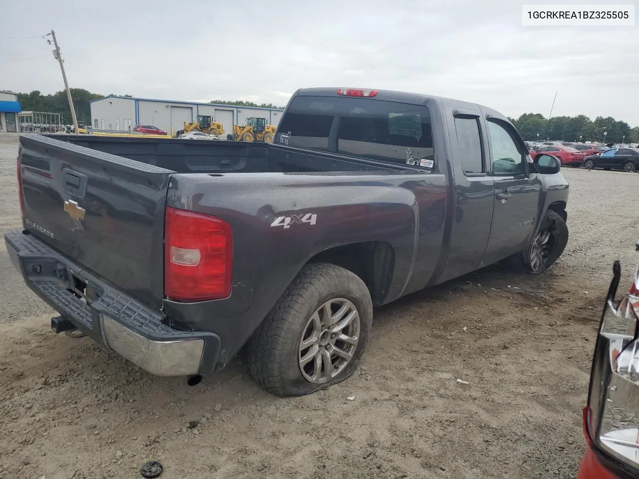 2011 Chevrolet Silverado K1500 Ls VIN: 1GCRKREA1BZ325505 Lot: 70186444