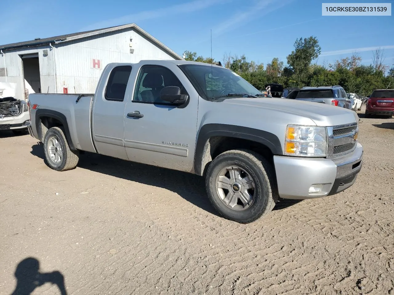 1GCRKSE30BZ131539 2011 Chevrolet Silverado K1500 Lt