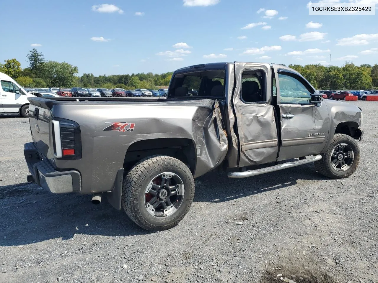 2011 Chevrolet Silverado K1500 Lt VIN: 1GCRKSE3XBZ325429 Lot: 70652444