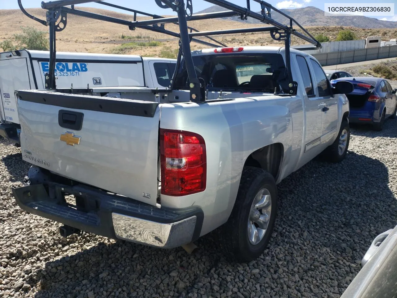 2011 Chevrolet Silverado C1500 Ls VIN: 1GCRCREA9BZ306830 Lot: 71315584