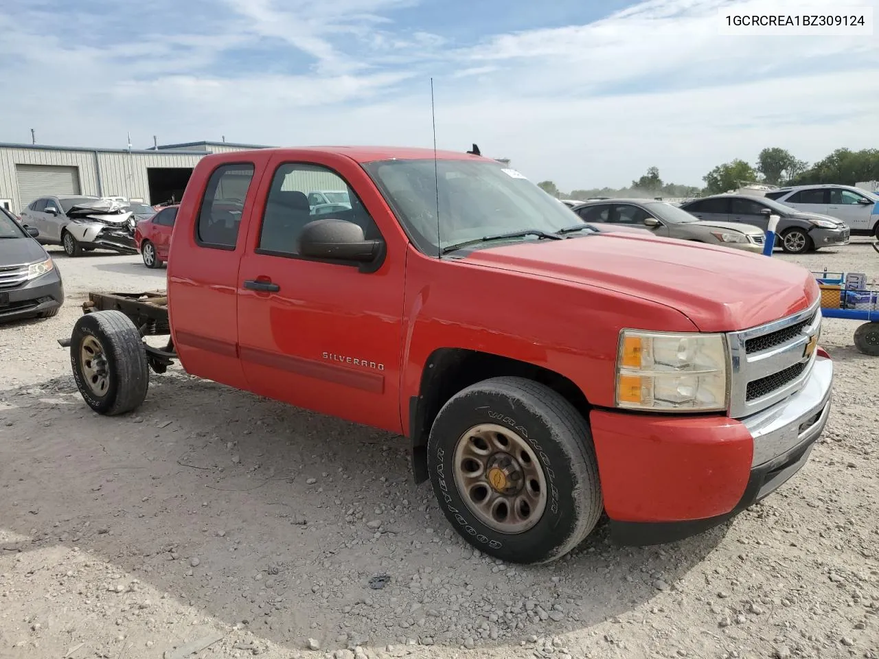 2011 Chevrolet Silverado C1500 Ls VIN: 1GCRCREA1BZ309124 Lot: 71404204