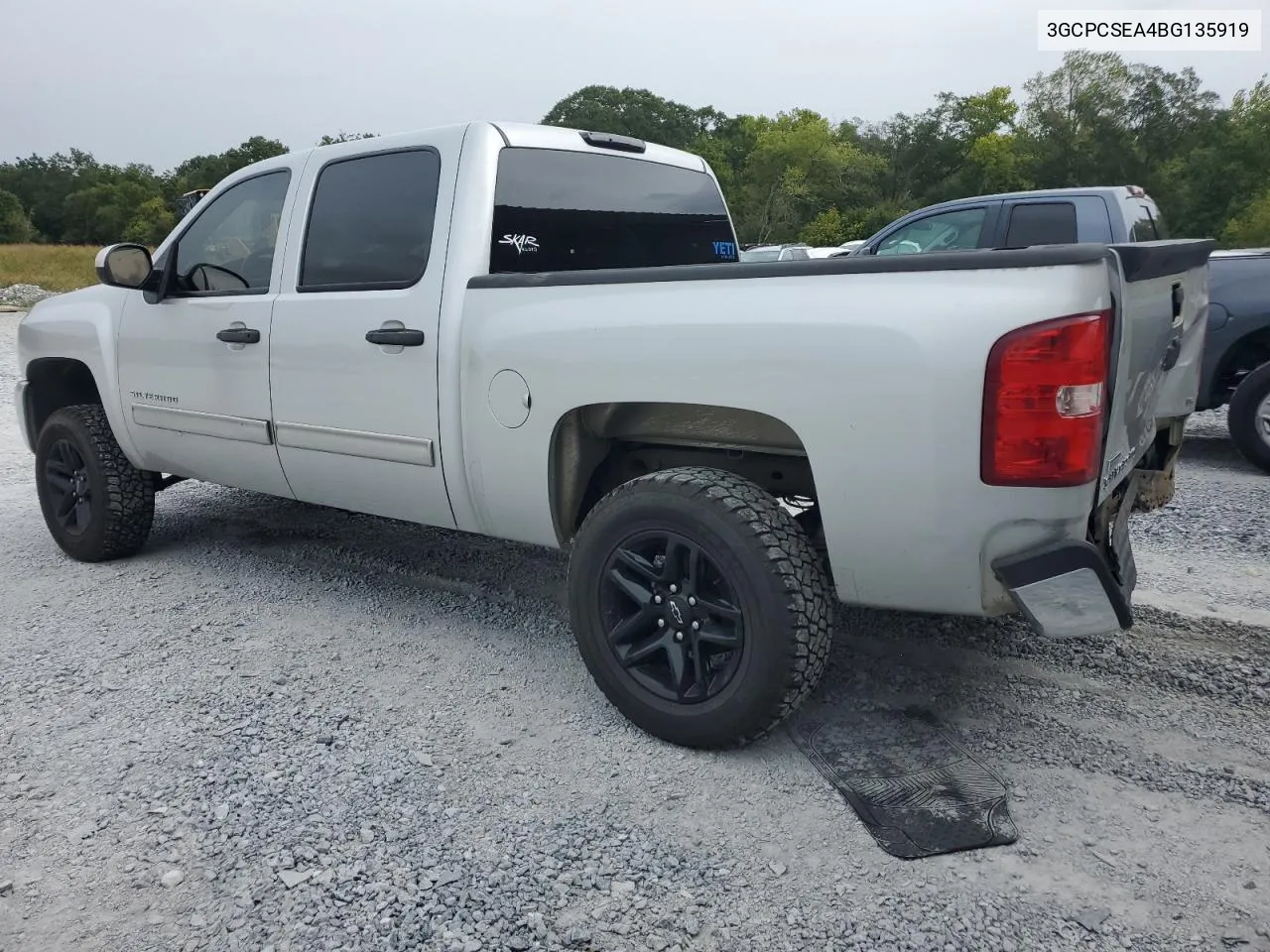 2011 Chevrolet Silverado C1500 Lt VIN: 3GCPCSEA4BG135919 Lot: 71828174