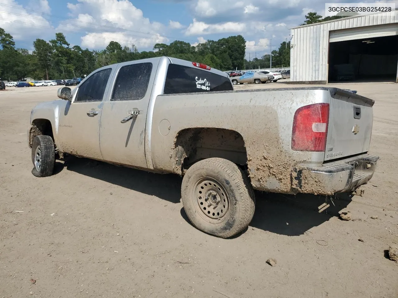 2011 Chevrolet Silverado C1500 Lt VIN: 3GCPCSE03BG254228 Lot: 71997644