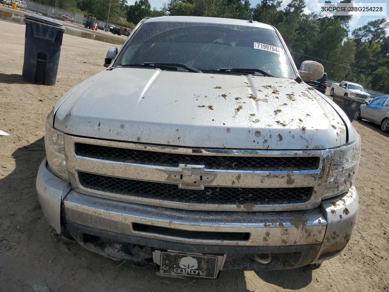 2011 Chevrolet Silverado C1500 Lt VIN: 3GCPCSE03BG254228 Lot: 71997644